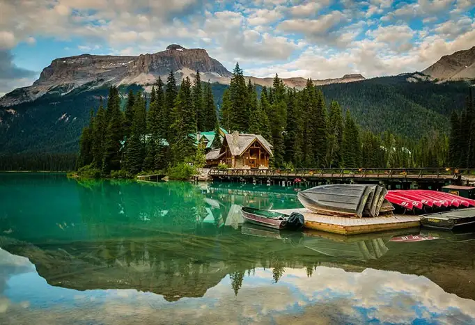 Emerald-Lake-Lodge